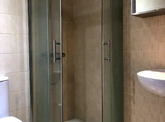 Couples In Rhino's Paradise *