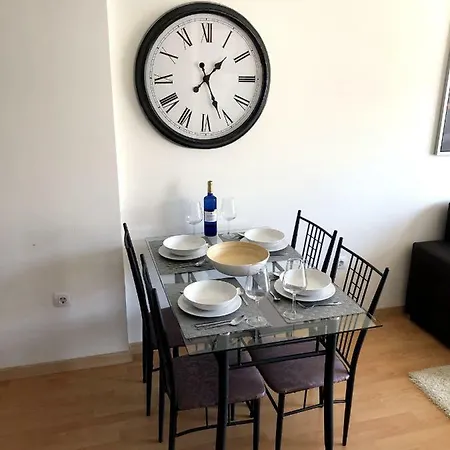 Apartment Couples In Rhino's Paradise *